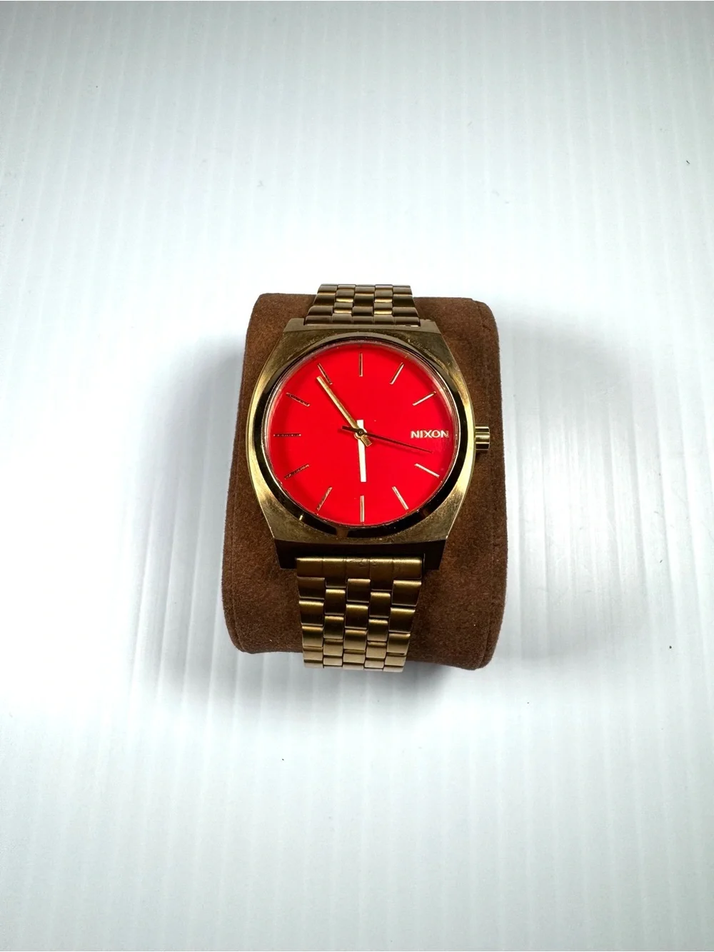Nixon Time Teller Gold/Oxblood/Sunray Bracelet Watch - new battery & operational